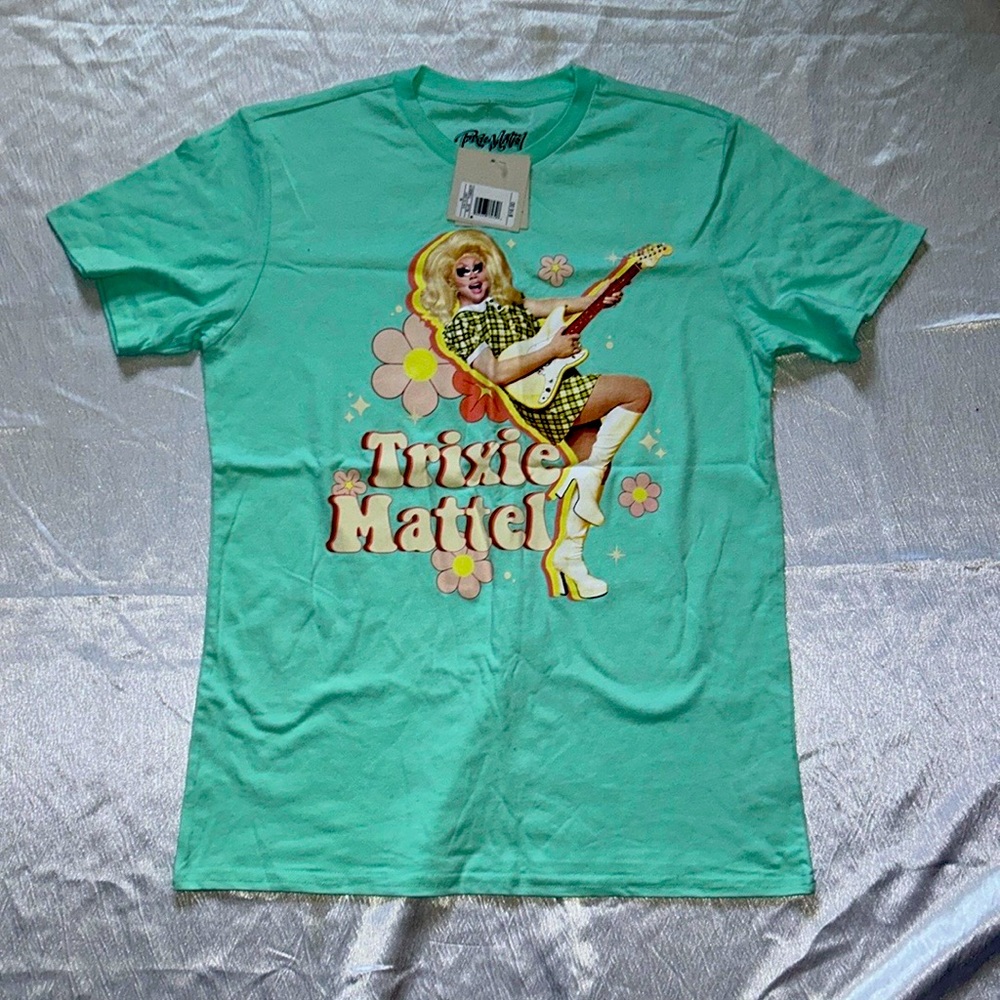 Mix t-shirts / tops / tank tops / tees women and men lot. Bundle. Wholesale